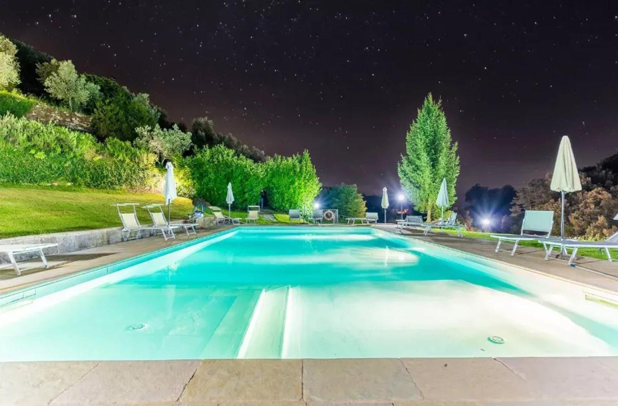 Charming Studio With Shared Pool In Loro Ciuffenna Exteriér fotografie