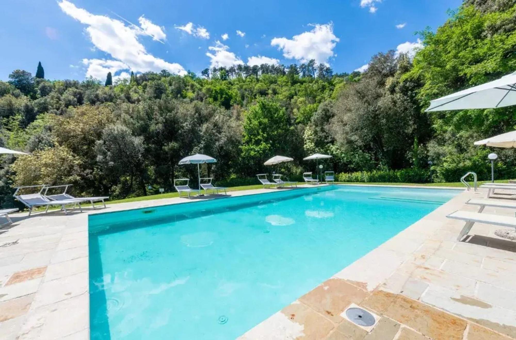 Charming Studio With Shared Pool In Loro Ciuffenna Exteriér fotografie